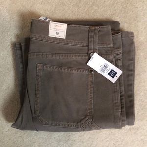 PG 1426. NWT Gap Low rise jeans. Sz10